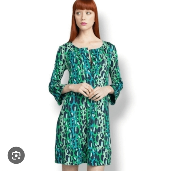 Diane Von Furstenberg Dresses & Skirts - Diane Von Furstenberg Silk Mini Dress Size 2
